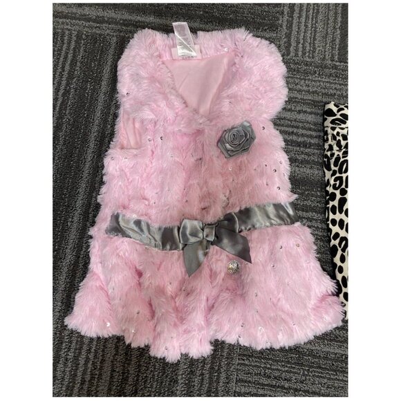 Girls Size 4 Clothing Bundle – 9-Piece Lot Sweaters Pants Dress Faux Fur Vest – - Picture 10 of 12